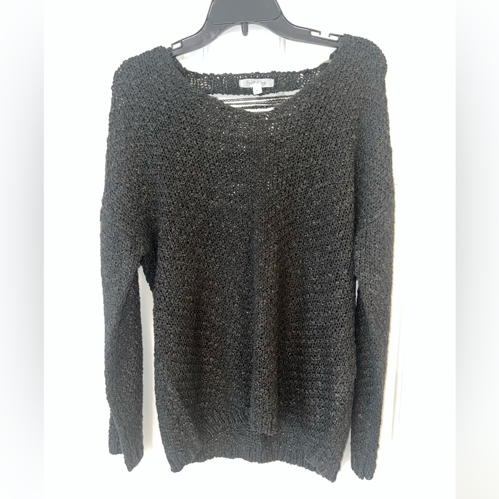 Taylor and Sage gray distressed Sweater size medium